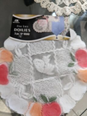 Vintage Retro Doilies Fine Lace Kitchen Decor Fruits Gift